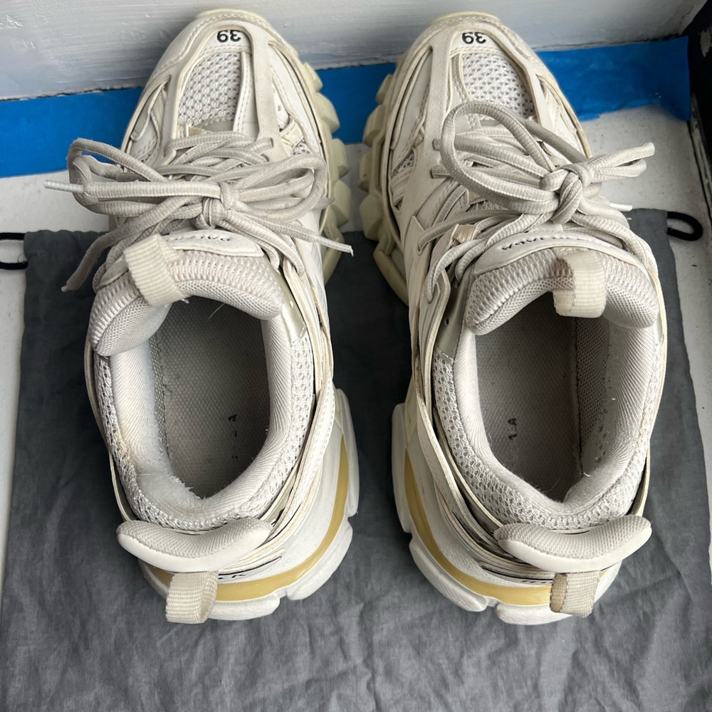 Balenciaga Track Sneakers - Picture 4 of 6